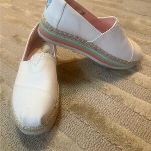 TOMS Women's White High Rooe Platform Espadrille Slip-On Shoes